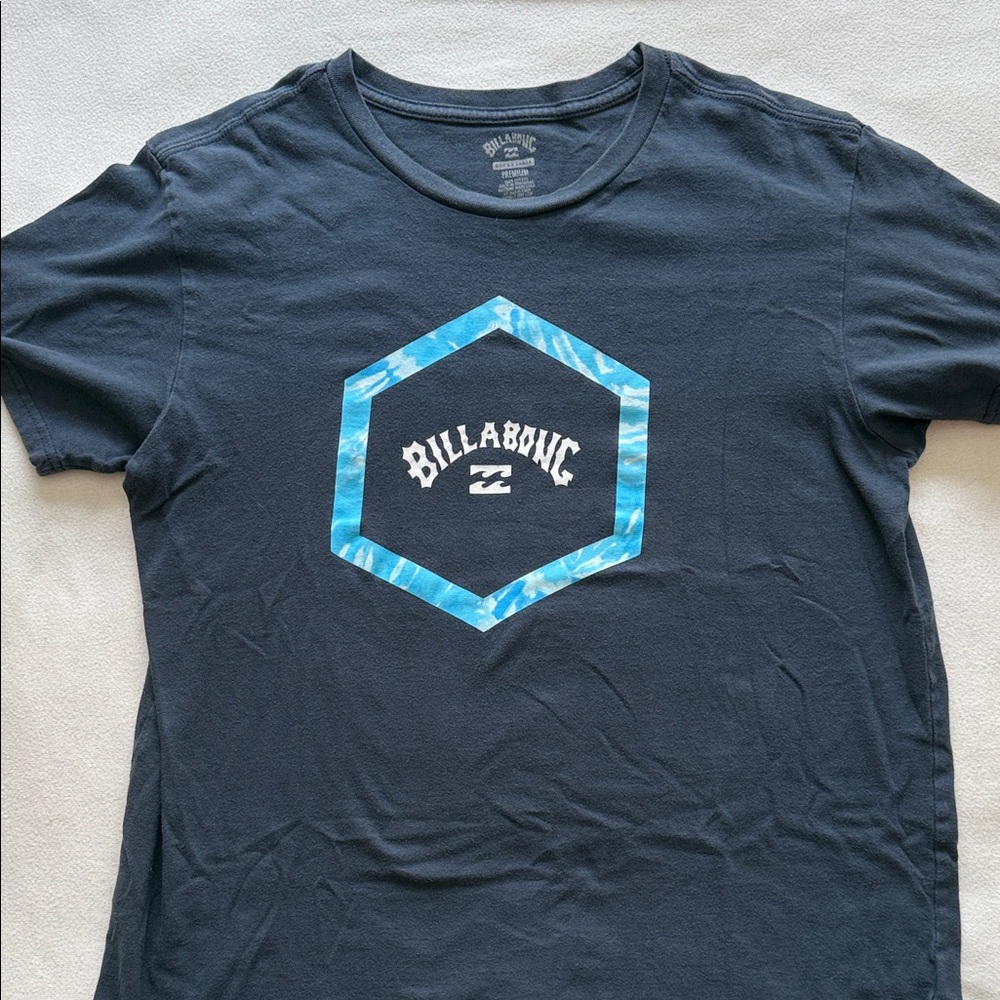 Billabong Blue T-shirt with Blue Hex Graphic, Boys XL